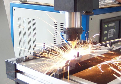 沈阳激光切割 Laser kesme teknolojisini çarşaf metal işleme alanına uygulamanın avantajları nedir?(pic1)