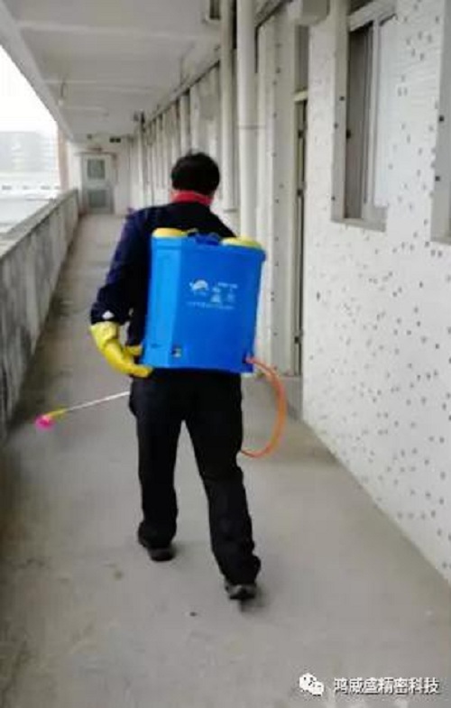 宿舍走廊消毒 Paglaban ng matapang sa epidemia, ang mga tao ng EMAR ay gumagawa ng aksyon!(pic3)