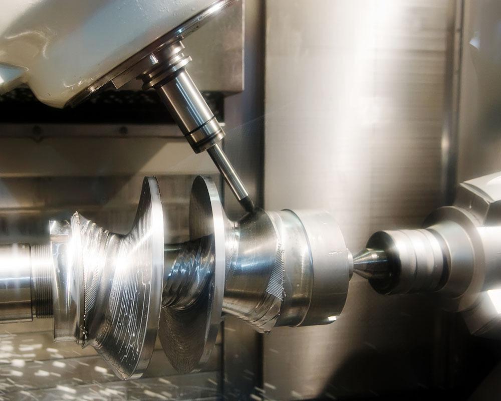 CNC milling machine processing filter press plate