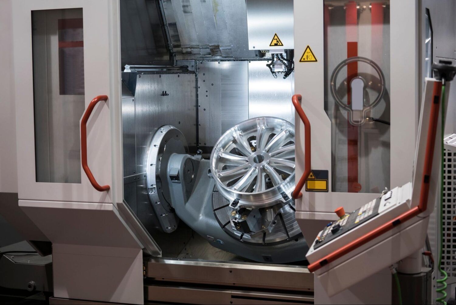 A Comprehensive Guide to 5-Axis CNC Machining(图2)