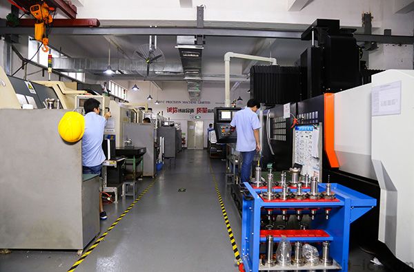 CNC parts factory workshop Which CNC Parts Factory Is the Best? Insights from a Professional Operator(图3)