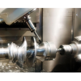 CNC milling machine processing filter press plate